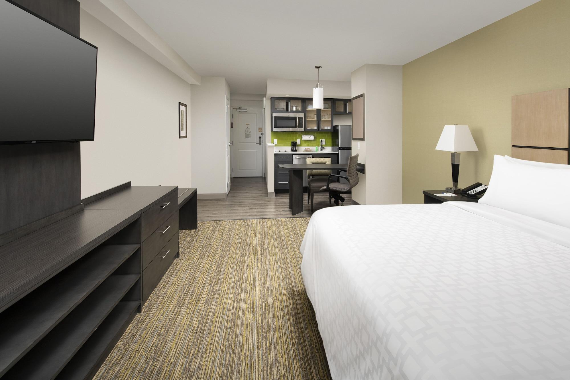 Candlewood Suites Alexandria West By Ihg Екстериор снимка